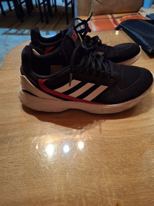 Маратонки Адидас