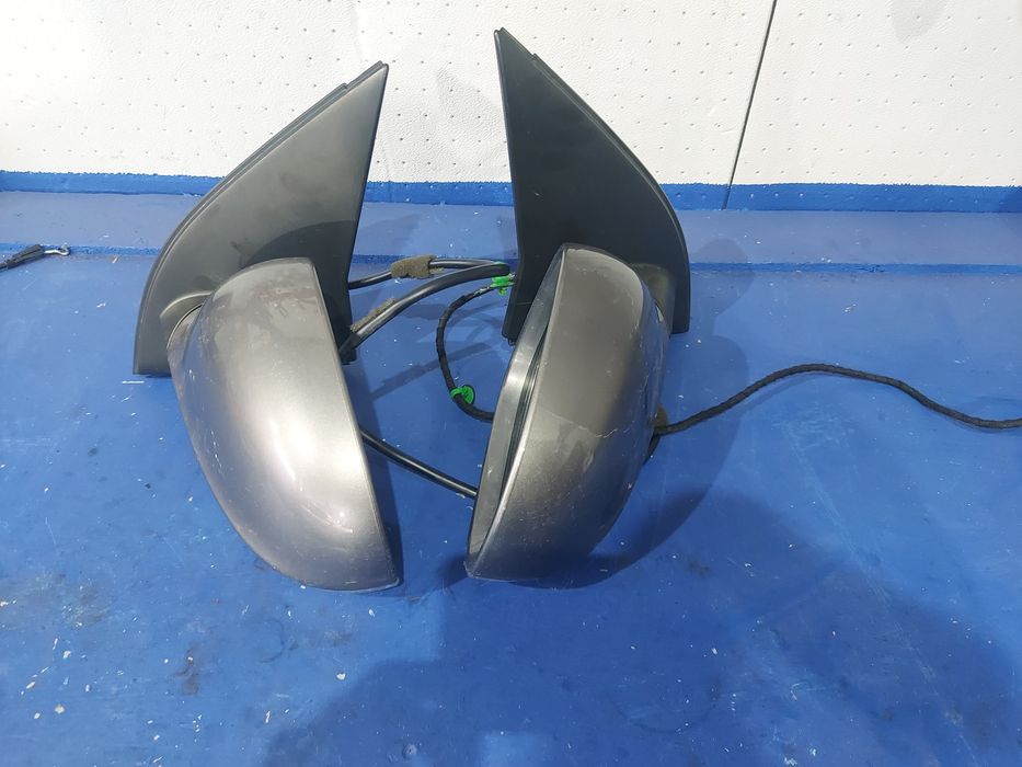 Oglinda stânga vw golf5 scurt hatchback