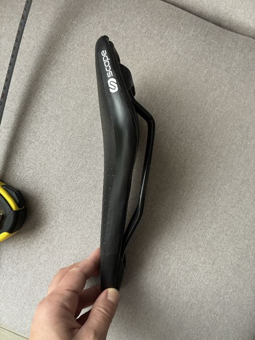 Шосейна седалка Scape