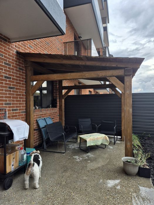 Pergole-Foisor- Terasa-Carport auto  poduri lemn  fier  piatra.