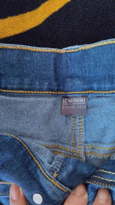 Продам Джинсы новые