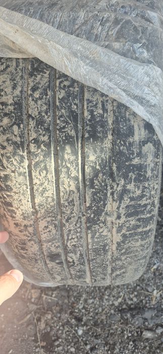 Продам б/у резину