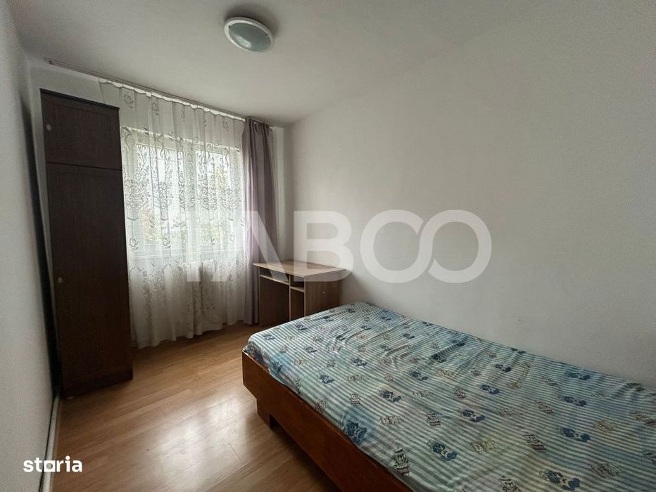 Apartament 3 camere cu balcon si pivnita 60 mpu in zona Mihai Viteazu — fotografia 2