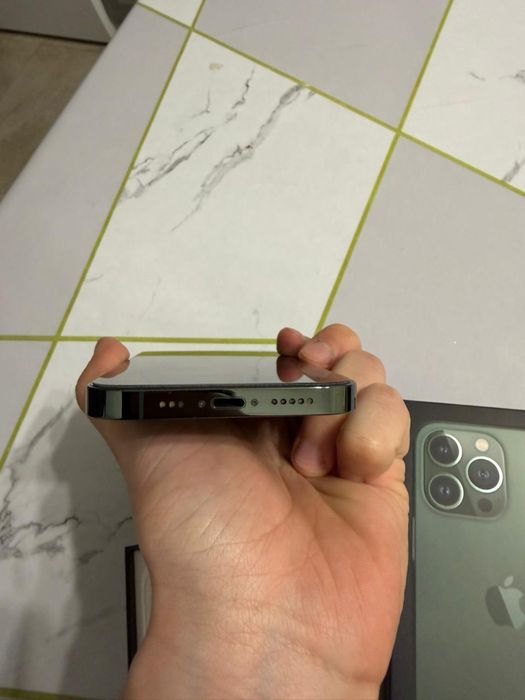Продам Iphone 13 PRO Alpine Green