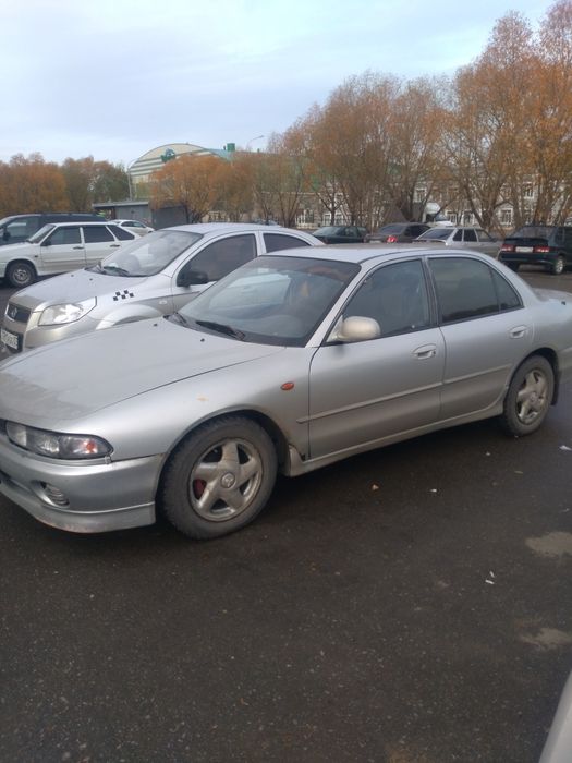 Продам срочно автомобиль