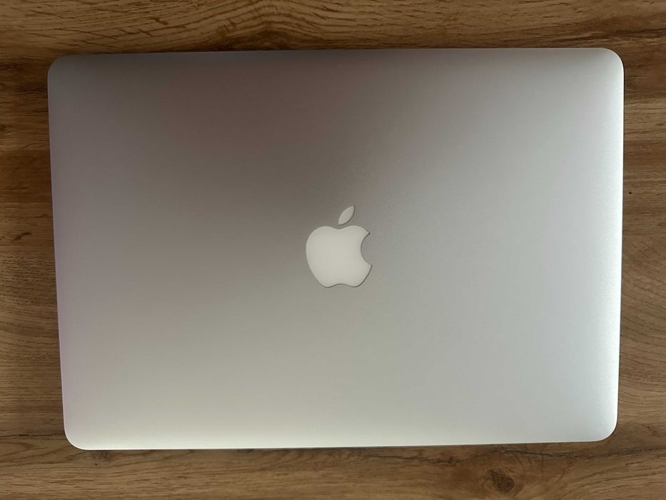 КАТО НОВ ! MacBook Air (13-инчов, early 2014) - i5 - SSD 256GB - A1466