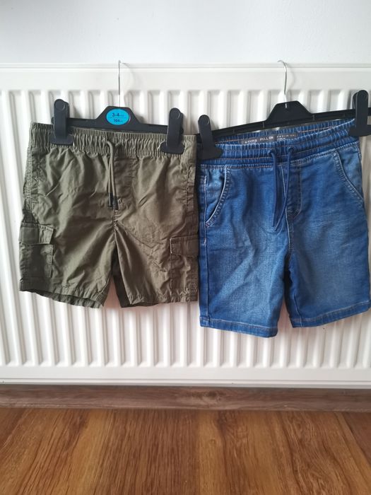 Pachet două perechi de pantaloni scurți pentru băieți