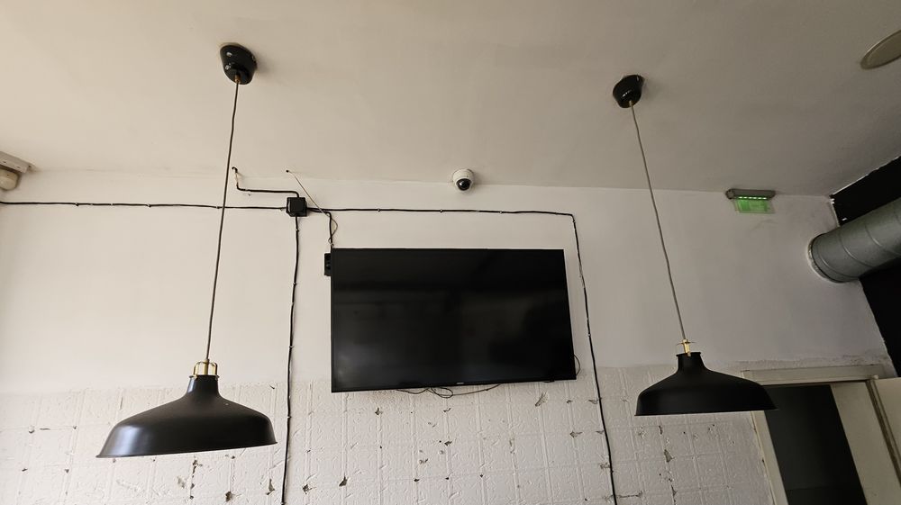 Прожектори , лампи