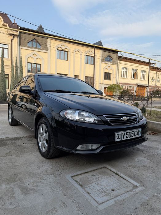 Qora gentra, 2023 yil, 30.000 probeg, 8 oy tonirovka, kraska toza