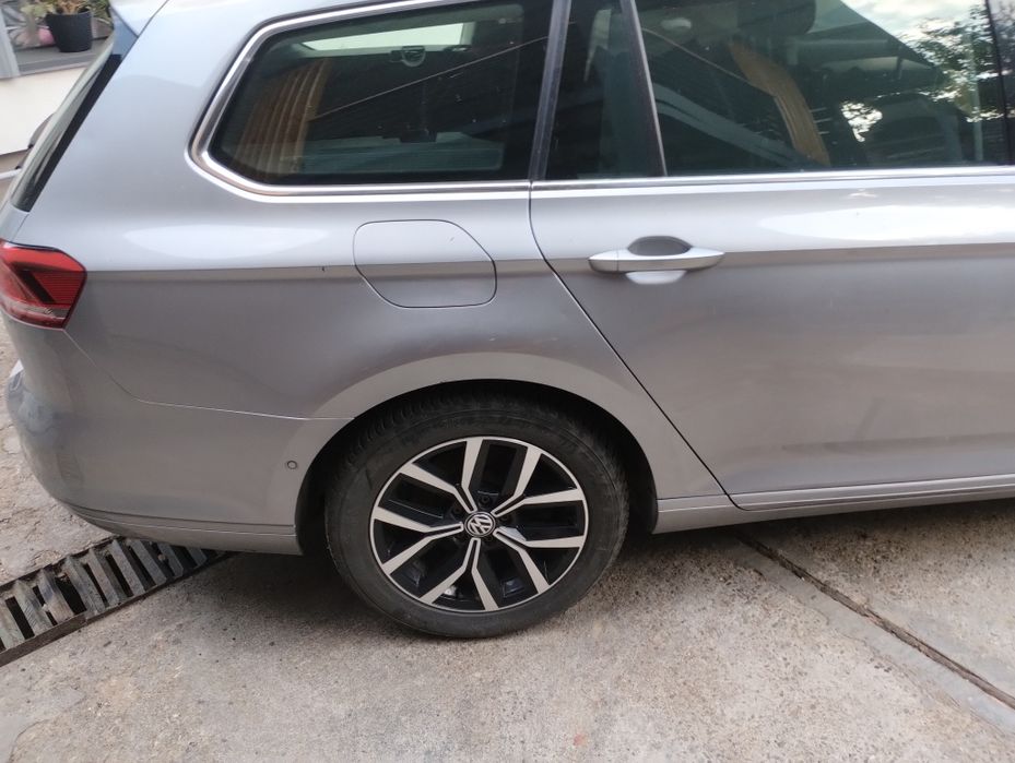 Dezmembrez,piese,usi,kit injecție ,motor CRLB,cutie viteze Passat B8