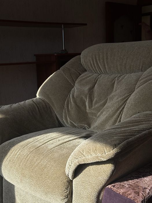 Отдам два кресла