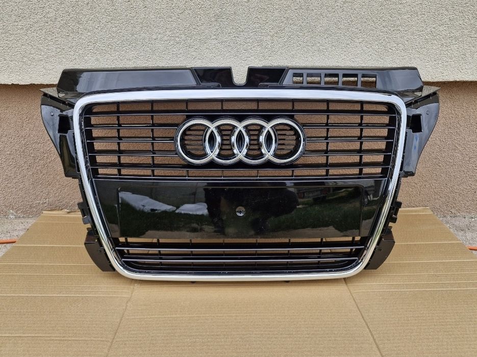 Grila Centrala Audi A3 8P facelift 2008-2012