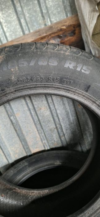 Продам летниe резины 185/65/R15