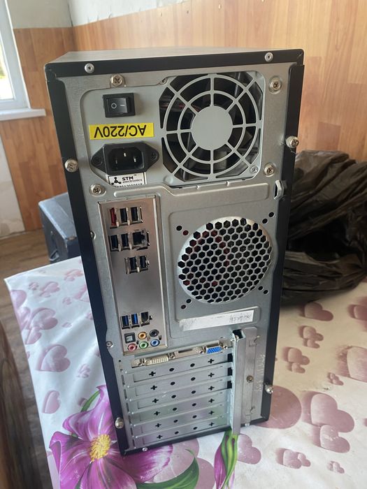 Продам компьютер состояние хорошо