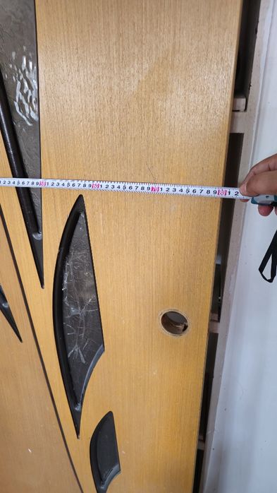 Продам двери б/у