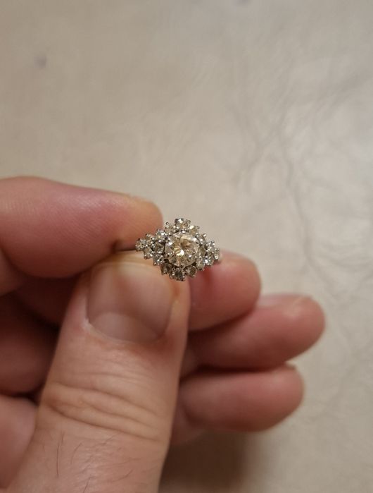 Inel aur alb 18 k dama 4 gr. 600 pe gram