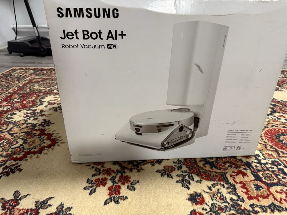 Продам робот пылесос Samsung.