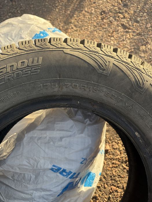 Шины зимние, 175/70 R13