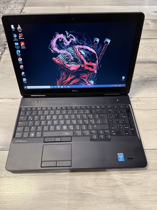 Dell Latitude E5540-i5 4300u/8гб/240гб ссд/подсветка