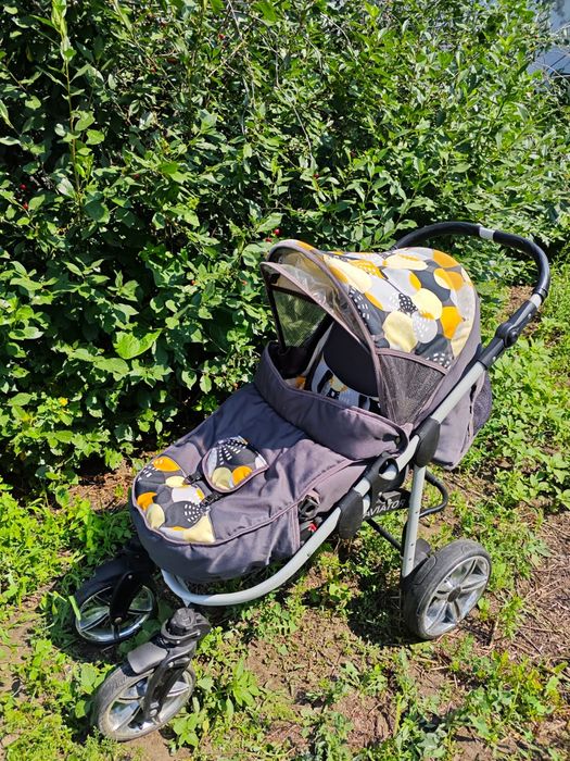 Продам коляску 2 в 1