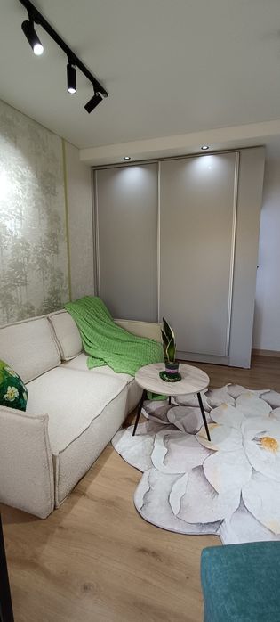 Продаётся квартира Чиланзар 3 кв-л 1 в 2х комнатную 3/4 Торговый центр