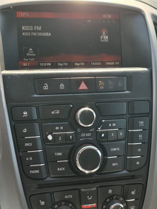 Opel astra sedan 2017