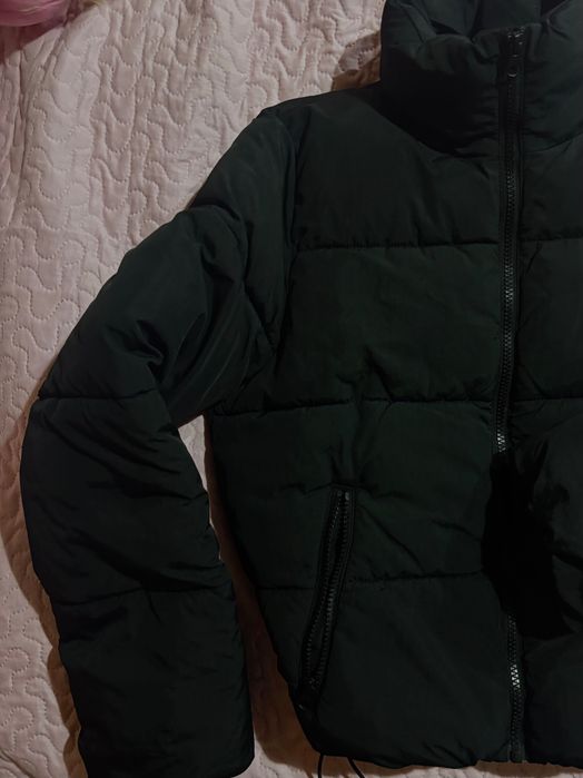 Черно късо зимно яке