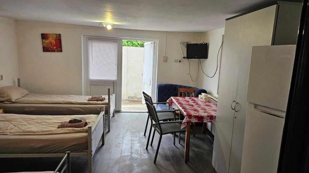 Inchiriere camere