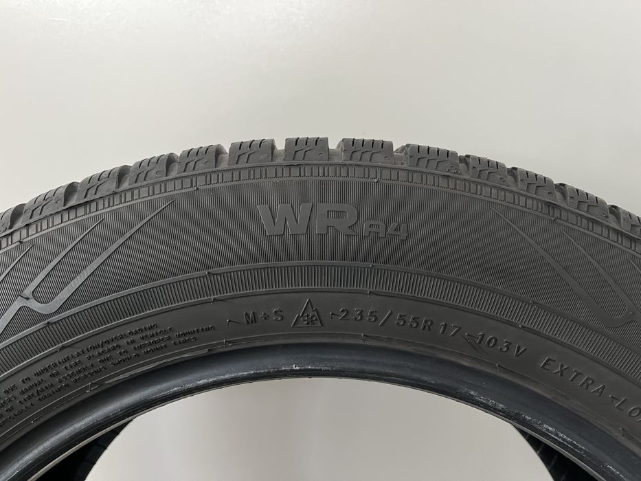 Зимни гуми 235/55/17 Nokian
