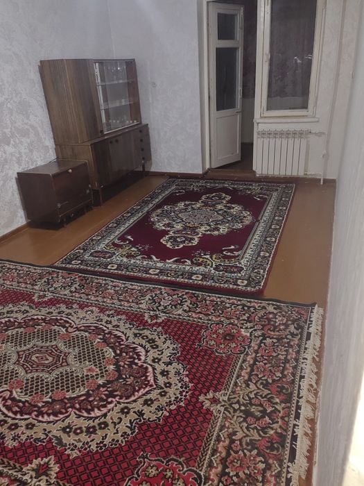 Сдаётся однокомнатная квартира возле пед института. Без маклера