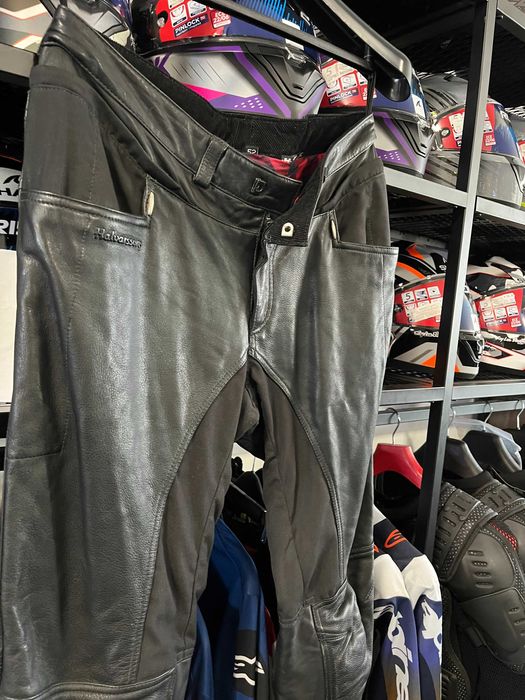 Кожен мото панталон Halvarssons,размер 52 М-L,перфектно състояние