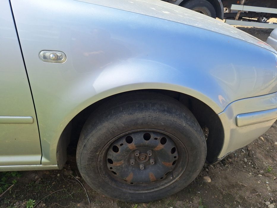 Bara  spate  capota usi scaune vw golf 4 la7w