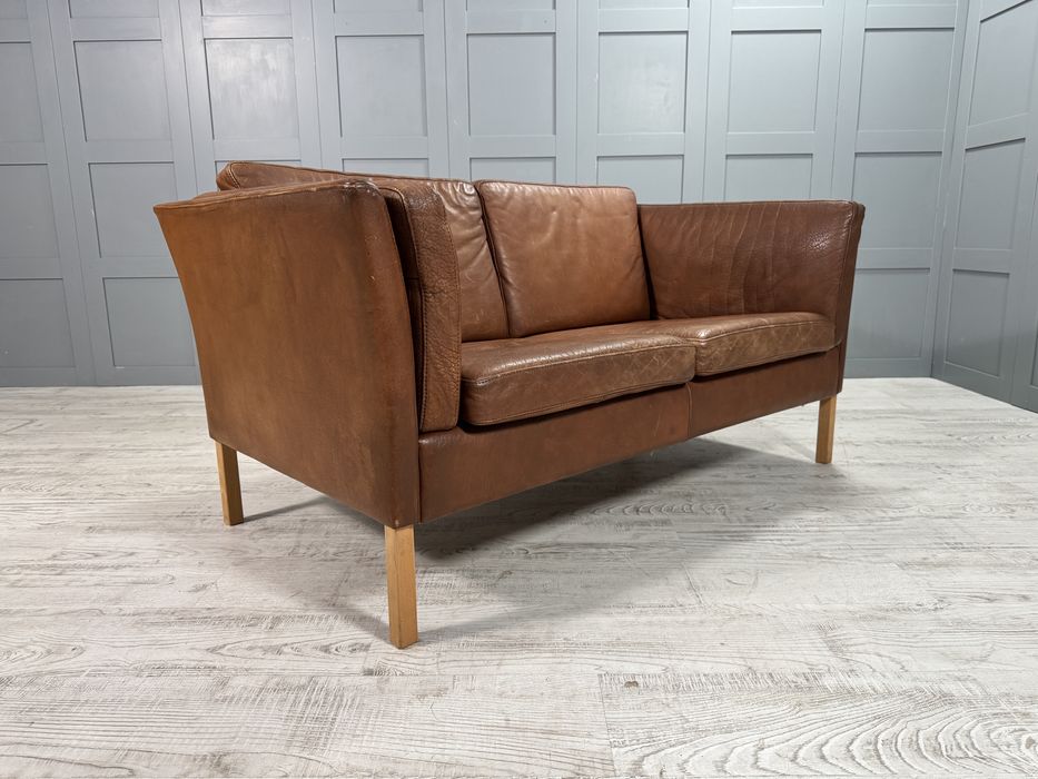 Винтидж диван 2-ка естествена кожа Д1134
