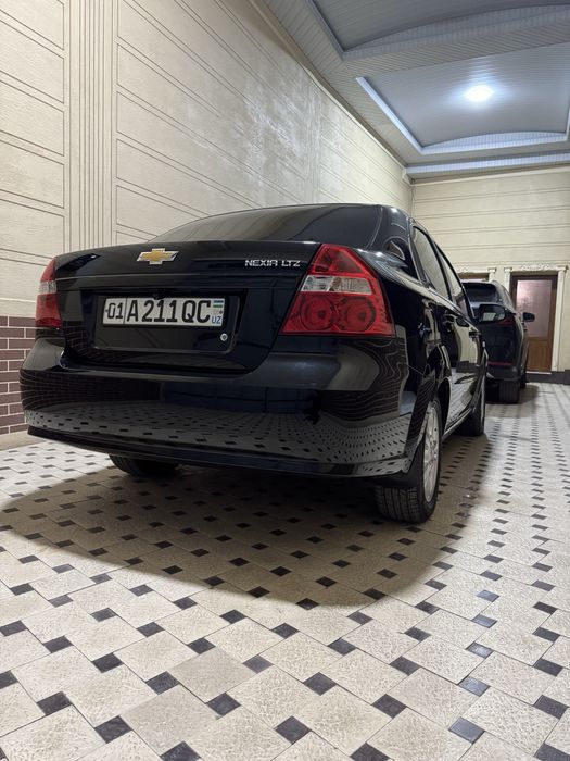 Nexiya 3 srochna sotiladi