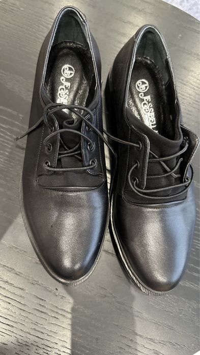 Обувки от естествена кожа