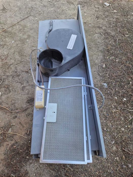 Продам вытяжку для кухни