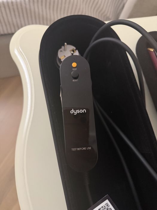 Dyson Airstrait HT01 фен выпрямитель