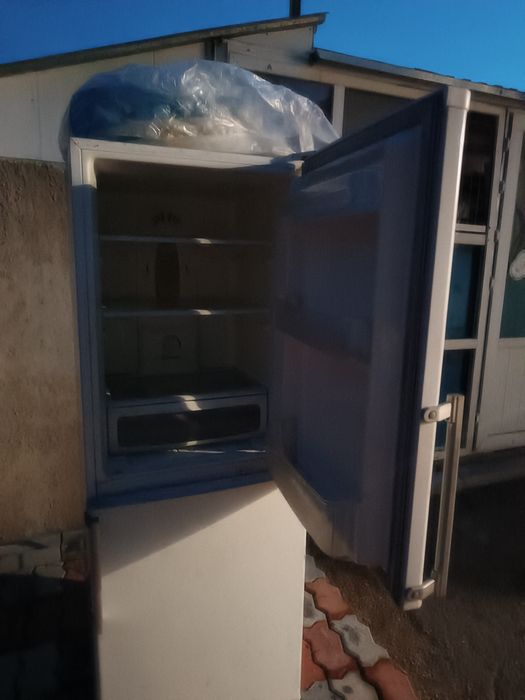 Холодильник для запчасти