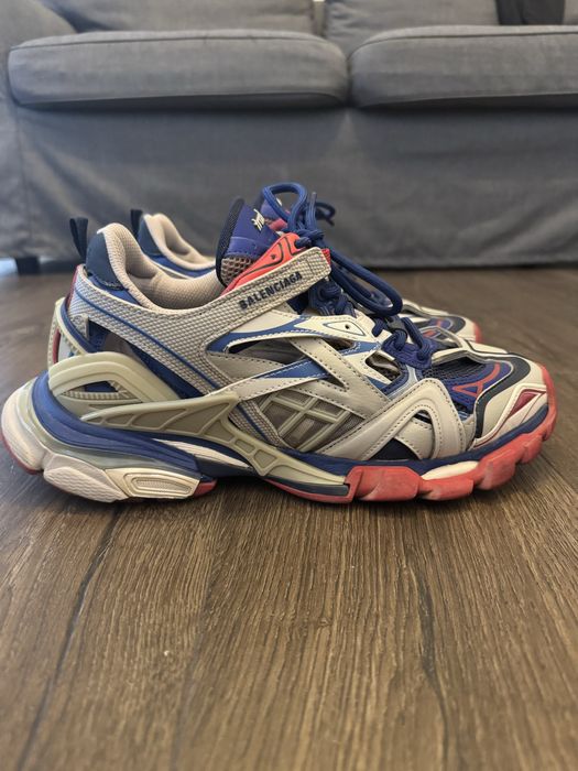 Продавам обувки мъжки размер42 Balenciaga track2 в отлично състояние