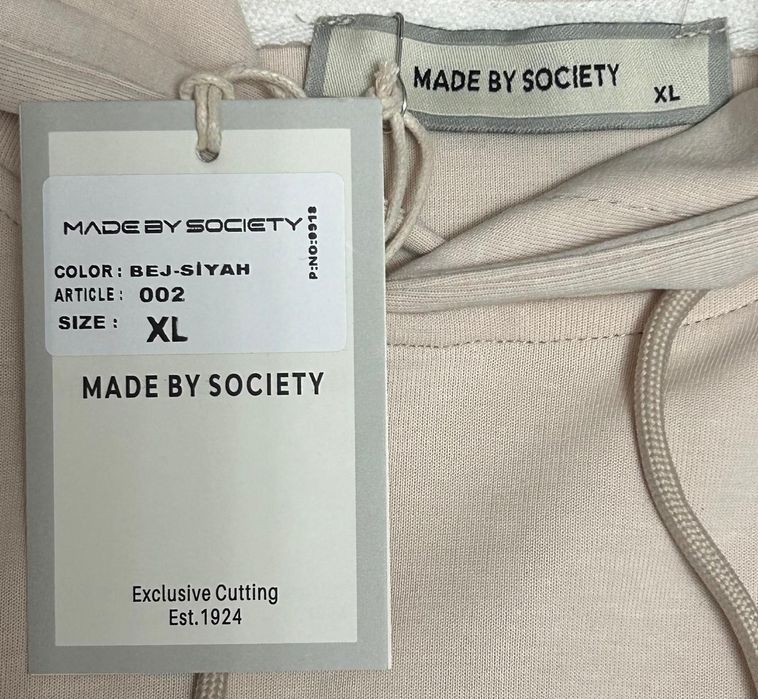 Vând compleu nou de bărbați Made by Society