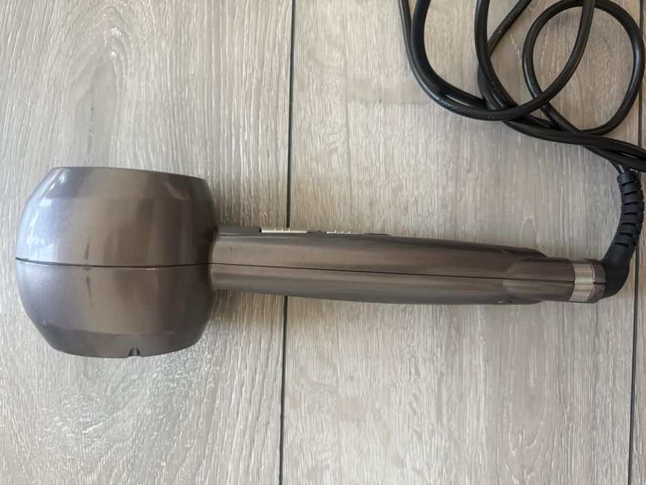 Ondulator automat Babyliss curl secret