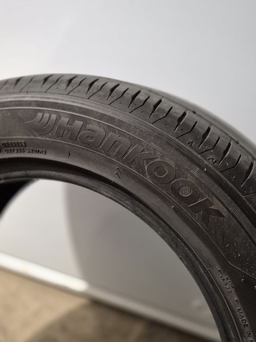 Vând 4 cauciucuri de vară Hankook