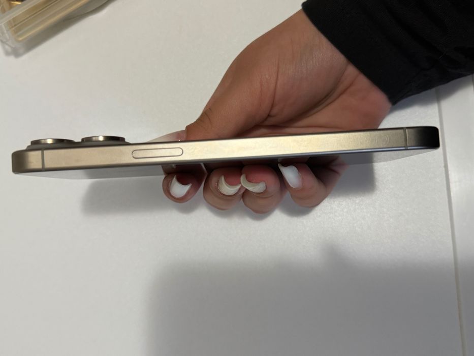 iPhone 15 Pro Max Natural Titanium, 256 GB
