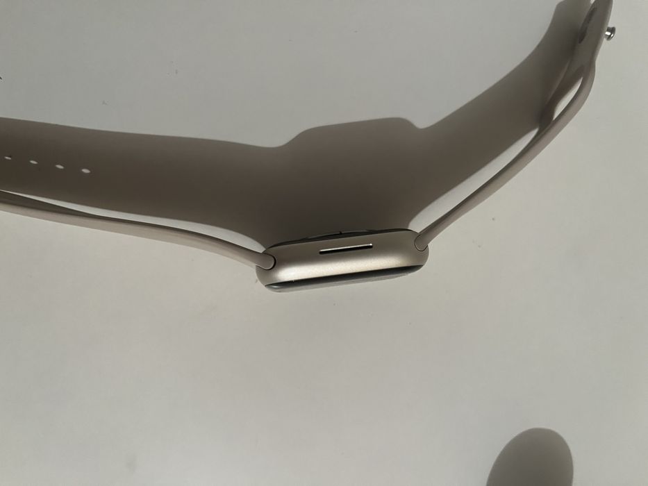 Apple watch 8  41 mm продается