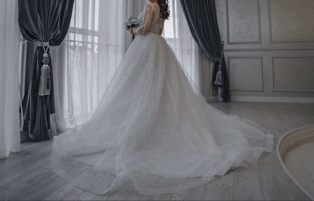 Свадебное платье