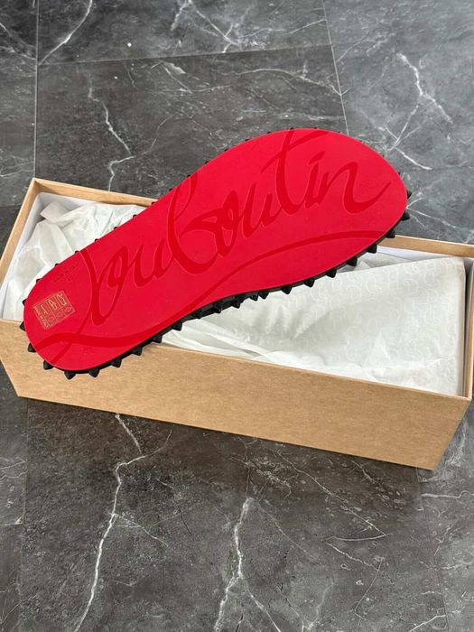 Christian Louboutin Чехфли нови!