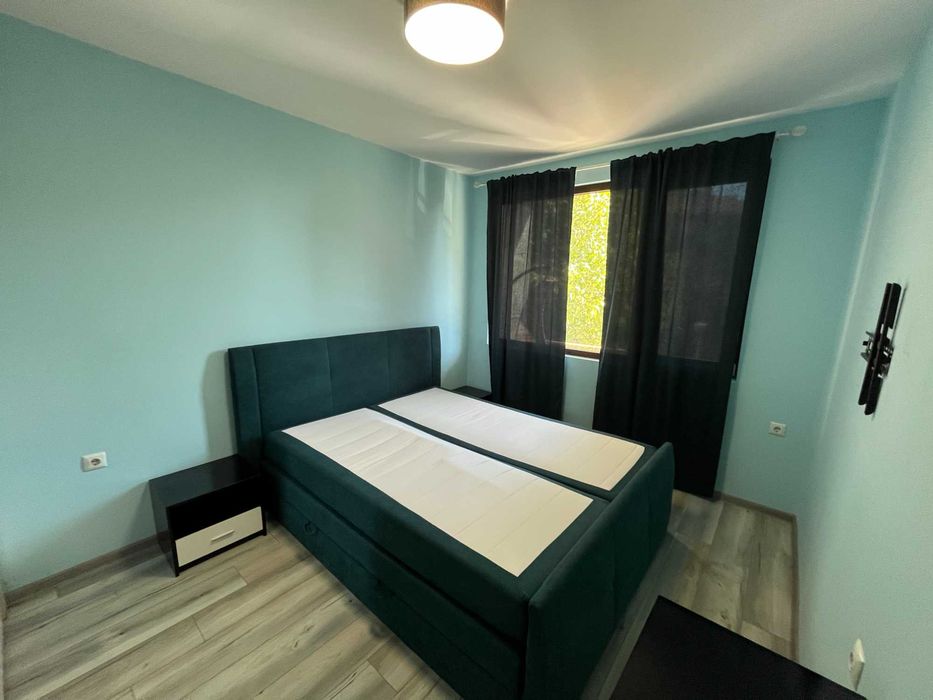 Продава напълно обзаведен апартамент до у-ще Паисий Хилендарски