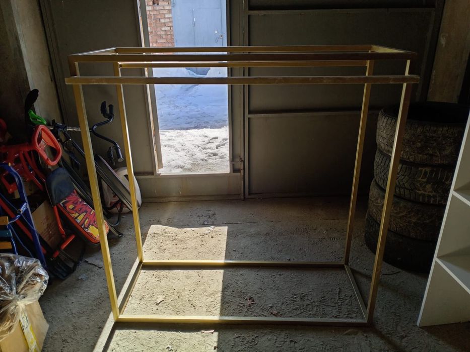 Продам напольный рейл