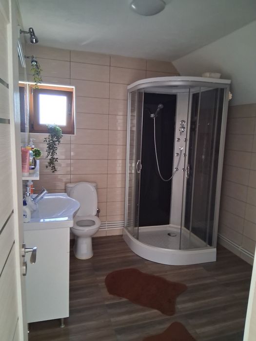 Vind casa valea Geamana
