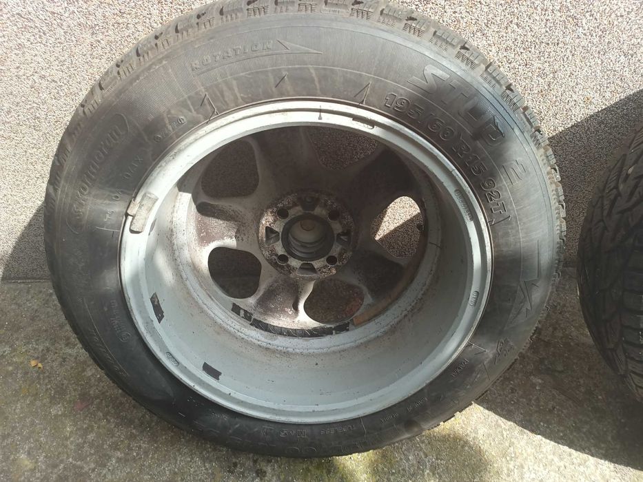 Джанти 15'' 4бр. OZ 4x100 (7Jx15H2 - ET37) със зимни гуми 195/60/15